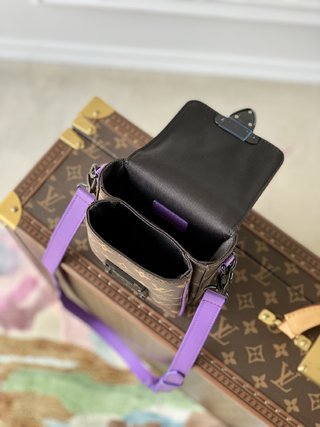 Replica Louis Vuitton 2022 new fashion Small Bags