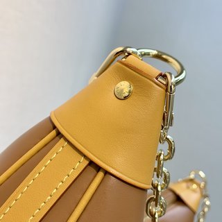 Replica Louis Vuitton 2022 new fashion Small Bags