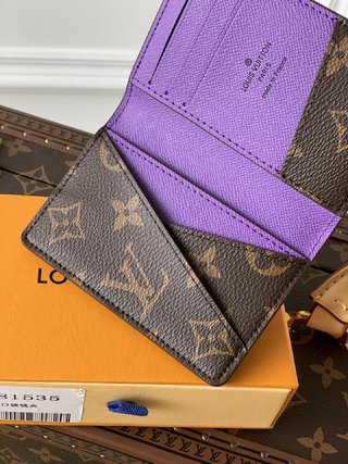 Replica Louis Vuitton 2022 new fashion Small Bags