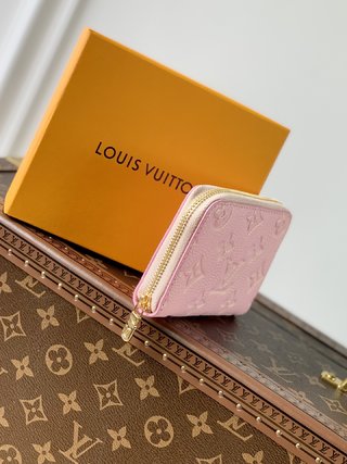 Replica Louis Vuitton 2022 new fashion Small Bags M81467