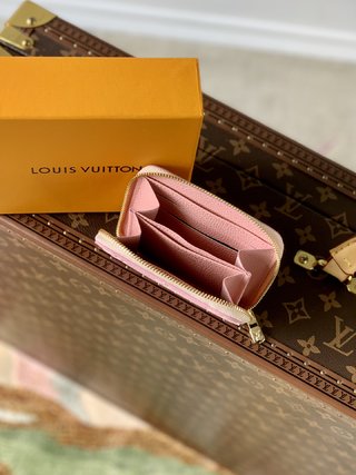 Replica Louis Vuitton 2022 new fashion Small Bags M81467