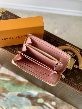 Replica Louis Vuitton 2022 new fashion Small Bags M81299