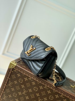 Replica Louis Vuitton 2022 New Wave Small Bags M20687