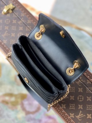 Replica Louis Vuitton 2022 New Wave Small Bags M20687