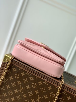 Replica Louis Vuitton 2022 New Wave Small Bags M20686