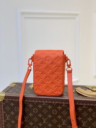 Replica Louis Vuitton 2022 new fashion Small Bags M81525