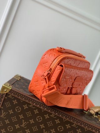 Replica Louis Vuitton 2022 new fashion Small Bags M20904