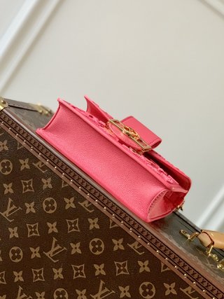 Replica Louis Vuitton 2022 new fashion Handbags M20747