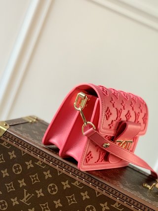 Replica Louis Vuitton 2022 new fashion Handbags M20747