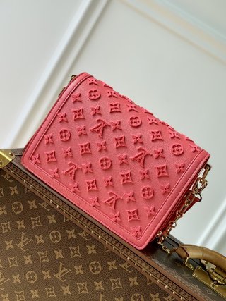 Replica Louis Vuitton 2022 new fashion Handbags M20749