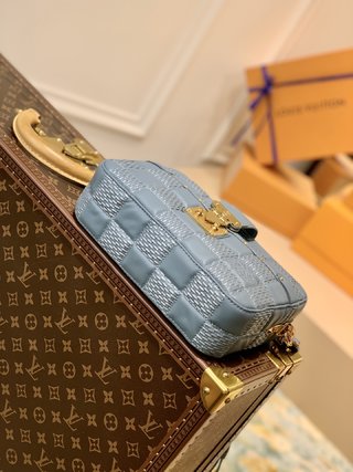 Replica Louis Vuitton 2022 new fashion Small Bags M59114