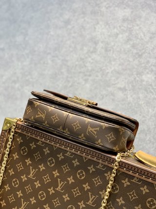 Replica Louis Vuitton 2022 new fashion Small Bags M46127