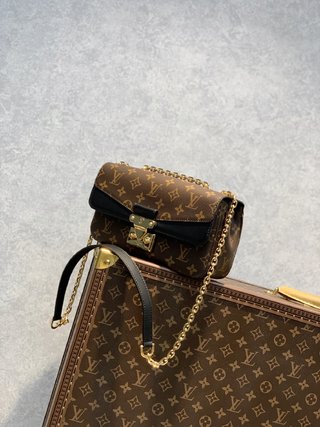 Replica Louis Vuitton 2022 new fashion Small Bags M46126