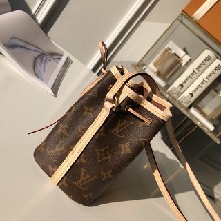 Replica Louis Vuitton 2022 new fashion Handbags M41346