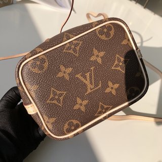 Replica Louis Vuitton 2022 new fashion Handbags M41346