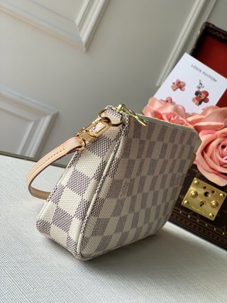 Replica Louis Vuitton 2022 new fashion Handbags N41207