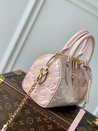 Replica Louis Vuitton 2022 new fashion Handbags M46268