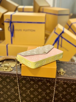 Replica Louis Vuitton 2022 new fashion Small Bags M81359