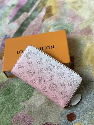 Replica Louis Vuitton 2022 new fashion Small Bags M80490