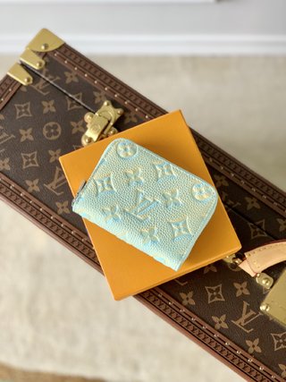 Replica Louis Vuitton 2022 new fashion Small Bags M81467