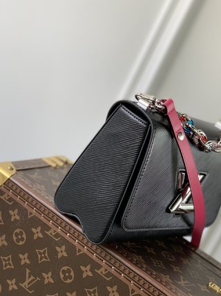 Replica Louis Vuitton 2022 new fashion Handbags M57654