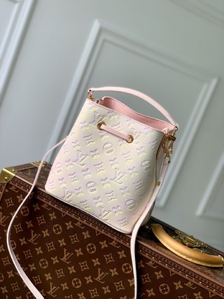 Replica Louis Vuitton 2022 new fashion Handbags M46174