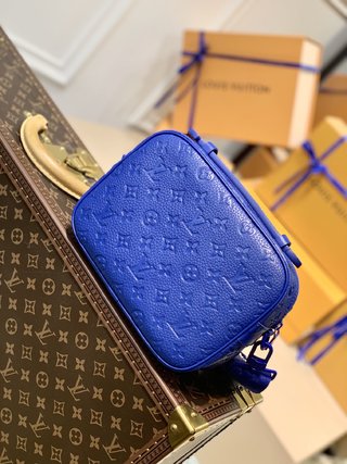 Replica Louis Vuitton 2022 S Lock Handbags M58488