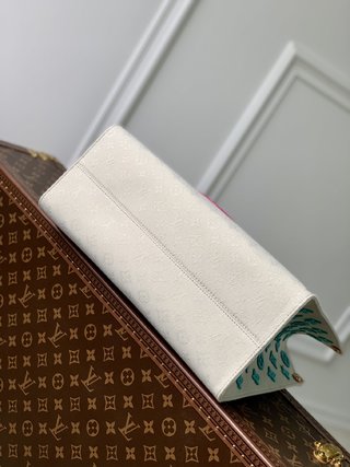 Replica Louis Vuitton 2022 OnTheGo Handbags M20815