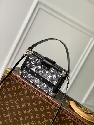 Replica Louis Vuitton 2022 Petite Malle Handbags M59363