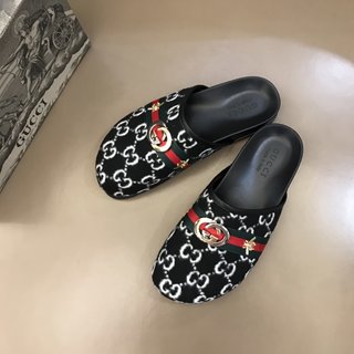 Replica Gucci Sandal in Black