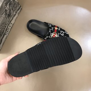 Replica Gucci Sandal in Black