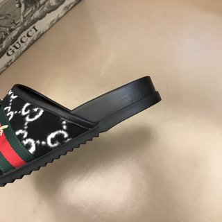 Replica Gucci Sandal in Black