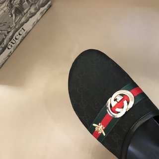 Replica Gucci Sandal in Black