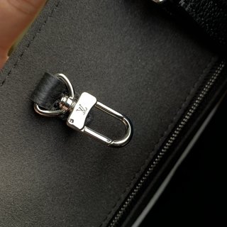 Replica LOUIS VUITTON LV X Yk Onthego Mm​ Black/white Monogram Empreinte