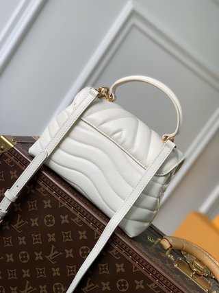 Replica LOUIS VUITTON Hold Me Ivoire Cowhide