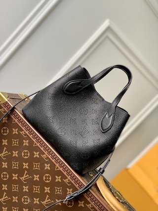 Replica LOUIS VUITTON Blossom MM Black Mahina