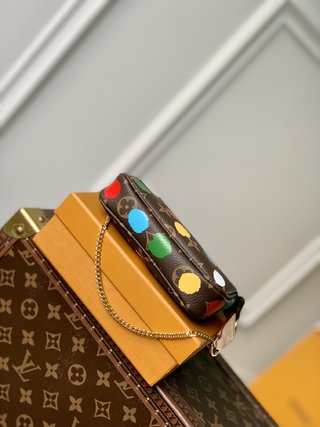 Replica LOUIS VUITTON LV X Yk Multi Pochette Accessoires Monogram