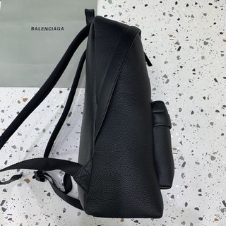 Replica Balenciaga - Everyday logo-print leather backpack - women - Leather - One Size - Black