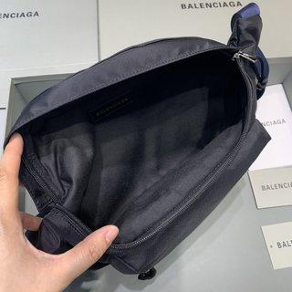 Replica Balenciaga - Black Wheel Cross Body bag - unisex - Polyurethane - One Size