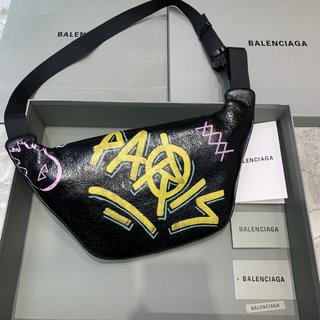 Replica Balenciaga Fall/Winter 2018 Graffiti Fanny Pack | Hypebeast