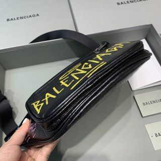 Replica Balenciaga Fall/Winter 2018 Graffiti Fanny Pack | Hypebeast