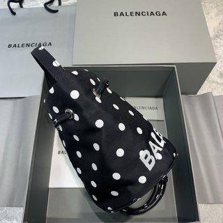 Replica Balenciaga - XS Wheel polka dot bucket bag - women - Polyamide - One Size - Black