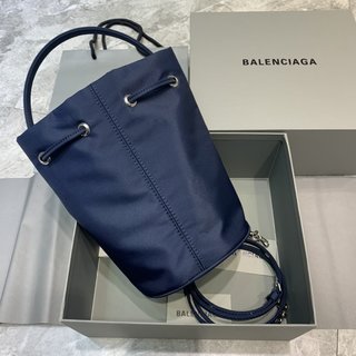 Replica Balenciaga - Wheel XS drawstring bucket bag - women - Recycled Polyamide - One Size