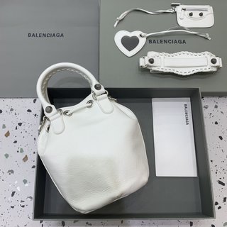 Replica Balenciaga | Women Xs Le Cagole Leather Bucket Bag Optic White Unique