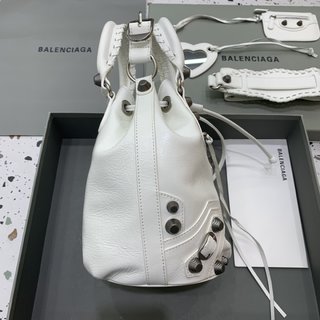 Replica Balenciaga | Women Xs Le Cagole Leather Bucket Bag Optic White Unique