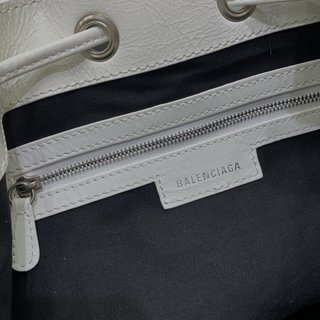 Replica Balenciaga | Women Xs Le Cagole Leather Bucket Bag Optic White Unique