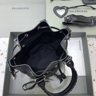 Replica Balenciaga: Black S 'Le Cagole' Bucket Bag | SSENSE