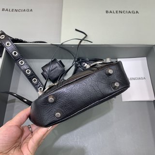 Replica Balenciaga - Le Cagole Crinkled-leather Cross-body Bag - Mens - Black