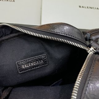 Replica Balenciaga - Le Cagole Crinkled-leather Cross-body Bag - Mens - Black